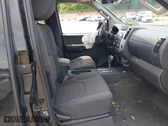 2014 Nissan Frontier SV z VIN 1N6AD0CW6EN767013, wystawiony jako IAAI lot #42368703 z przebiegiem 86 382 mil mil oraz . Historia ofert i sprzedaży dostępna na DreamBid. Obrazek 5.
