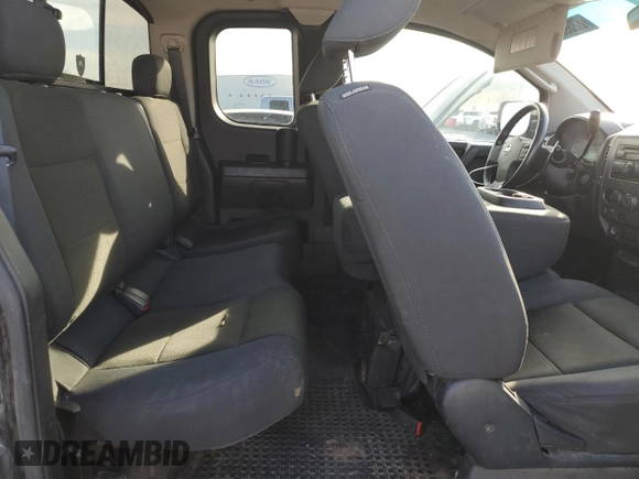 2010 Nissan Titan SE with VIN 1N6BA0CH5AN317278, listed as a Copart auction lot 82395634 with 210,664 mi miles and Clean Title. Bid and sale history available at carsss.com. Image 10.
