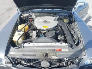 1988 Mercedes-Benz 560 SL with VIN WDBBA48D0JA088479, listed as a IAAI auction lot 41272731 with 91,858 mi miles and . Bid and sale history available at DreamBid. Image 10.