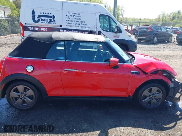 2022 MINI Convertible Cooper S with VIN WMW43DL0XN3P17472, listed as a IAAI auction lot 42050605 with 15,494 mi miles and . Bid and sale history available at DreamBid. Image 14.