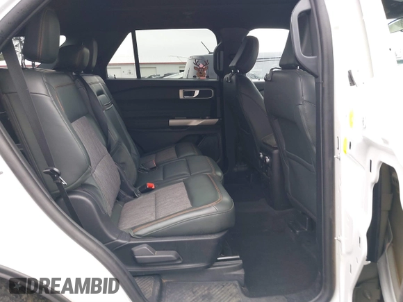 2022 Ford Explorer Timberline z VIN 1FMSK8JH8NGC38906, wystawiony jako IAAI lot #41620210 z przebiegiem 47 945 mil mil oraz . Historia ofert i sprzedaży dostępna na DreamBid. Obrazek 8.