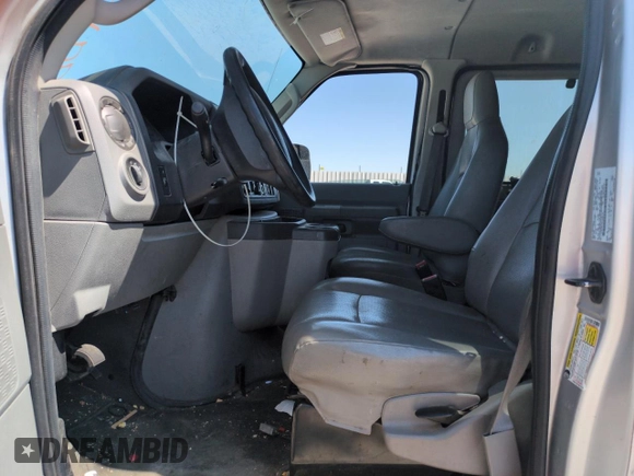 2010 Ford Econoline Passenger XL с VIN 1FBNE3BL4ADA68123, выставлен на аукционе Copart как лот 59915905 с пробегом 118 166 миль миль и Списание • Salvage title. История ставок и продаж доступна на DreamBid. Изображение 7.