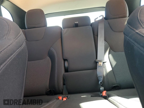 2020 Jeep Cherokee Latitude with VIN 1C4PJMCB2LD533450, listed as a Copart auction lot 53200895 with 41,546 mi miles and Salvage title. Bid and sale history available at DreamBid. Image 10.