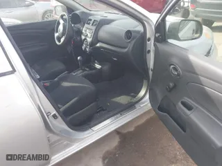 2014 Nissan Versa SV with VIN 3N1CN7AP6EL855396, listed as a IAAI auction lot 40965122 with 121,151 mi miles. Bid and sale history available at carsss.com. Image 5.