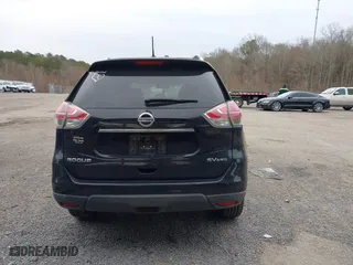 2016 Nissan Rogue S with VIN KNMAT2MV5GP730789, listed as a IAAI auction lot 41373894 with 190,428 mi miles. Bid and sale history available at carsss.com. Image 17.