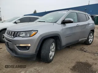 2019 Jeep Compass Altitude with VIN 3C4NJCBB6KT636236, listed as a Copart auction lot 44066075 with 71,612 mi miles and Clean Title. Bid and sale history available at carsss.com. Image 1.