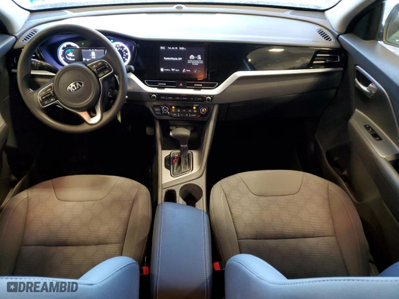 2021 Kia Niro LX with VIN KNDCB3LC0M5487580, listed as a Copart auction lot 42404265 with 33,239 mi miles and Salvage Title. Bid and sale history available at carsss.com. Image 8.