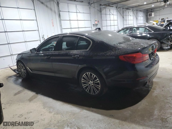 2019 BMW 5 Series 530i xDrive with VIN WBAJA7C52KWW05524, listed as a Copart auction lot 87913315 with 0 mi miles and Salvage Title. Bid and sale history available at carsss.com. Image 2.