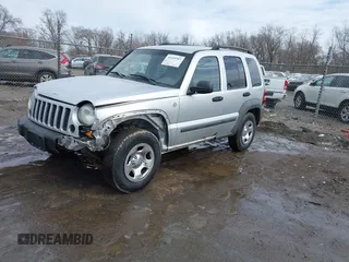 2007 Jeep Liberty Sport with VIN 1J4GL48K77W669788, listed as a IAAI auction lot 41655587 with 136,727 mi miles. Bid and sale history available at carsss.com. Image 2.