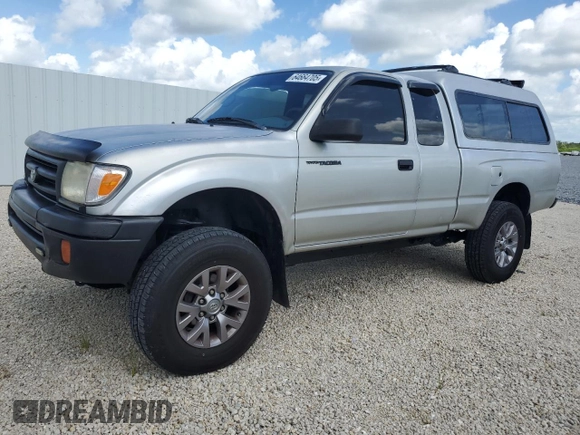 2000 Toyota Tacoma PreRunner with VIN 4TASM92N0YZ634616, listed as a Copart auction lot 64664705 with 206,314 mi miles and Clean title. Bid and sale history available at DreamBid. Image 1.