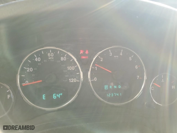 2009 Jeep Liberty Sport with VIN 1J8GN28K99W541035, listed as a Copart auction lot 36967944 with 123,741 mi miles and Salvage Title. Bid and sale history available at carsss.com. Image 9.