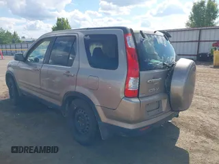 2005 Honda CR-V EX SE z VIN SHSRD789X5U317678, wystawiony jako IAAI lot #42350161 z przebiegiem 172 111 mil mil oraz . Historia ofert i sprzedaży dostępna na DreamBid. Obrazek 3.