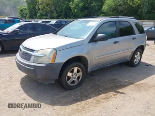 2005 Chevrolet Equinox LS z VIN 2CNDL23F356008964, wystawiony jako IAAI lot #42457228 z przebiegiem Nie podano mil oraz . Historia ofert i sprzedaży dostępna na DreamBid. Obrazek 2.