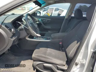 2015 Nissan Altima 2.5 z VIN 1N4AL3AP1FN341577, wystawiony jako Copart lot #56374785 z przebiegiem 162 255 mil mil oraz Szkoda całkowita • Salvage title. Historia ofert i sprzedaży dostępna na DreamBid. Obrazek 7.