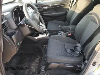 2020 Honda Fit LX z VIN 3HGGK5H4XLM711088, wystawiony jako Copart lot #47327423 z przebiegiem 12 612 mil mil oraz . Historia ofert i sprzedaży dostępna na DreamBid. Obrazek 7.