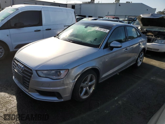 2015 Audi A3 1.8T Premium with VIN WAUACGFF8F1144072, listed as a Copart auction lot 37551663 with 68,404 mi miles. Bid and sale history available at carsss.com. Image 1.