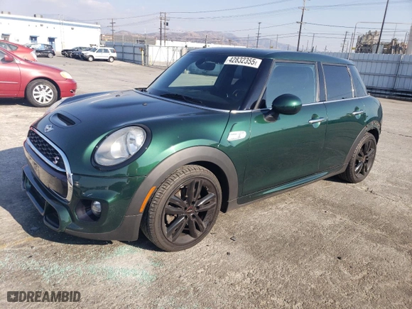 2016 MINI Cooper Hardtop 4 Door S with VIN WMWXU3C51G2D31535, listed as a Copart auction lot 42832355 with 95,458 mi miles and Salvage Title. Bid and sale history available at carsss.com. Image 1.
