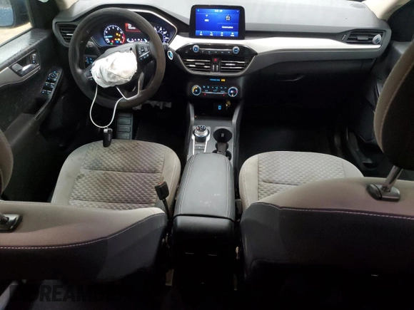 2020 Ford Escape SE z VIN 1FMCU9G67LUB00394, wystawiony jako Copart lot #49620545 z przebiegiem 79 009 mil mil oraz Nie do naprawy • Non repairable. Historia ofert i sprzedaży dostępna na DreamBid. Obrazek 8.