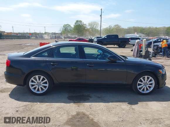 2013 Audi A6 Premium Plus с VIN WAUDFAFC2DN081032, выставлен на аукционе IAAI как лот 42212563 с пробегом 131 601 миль миль и . История ставок и продаж доступна на DreamBid. Изображение 13.