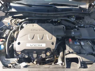 2012 Honda Crosstour EX-L with VIN 5J6TF1H54CL002221, listed as a IAAI auction lot 41077842 with 132,112 mi miles. Bid and sale history available at carsss.com. Image 10.