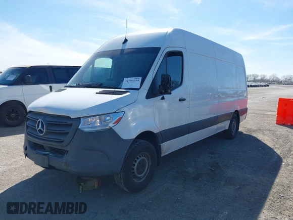 2021 Mercedes-Benz Sprinter Cargo with VIN W1Y40CHY2MT062027, listed as a IAAI auction lot 41795059 with 103,786 mi miles. Bid and sale history available at carsss.com. Image 17.