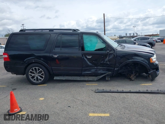 2015 Ford Expedition EL XLT with VIN 1FMJK1HT8FEF33837, listed as a IAAI auction lot 41703229 with 138,285 mi miles. Bid and sale history available at carsss.com. Image 13.