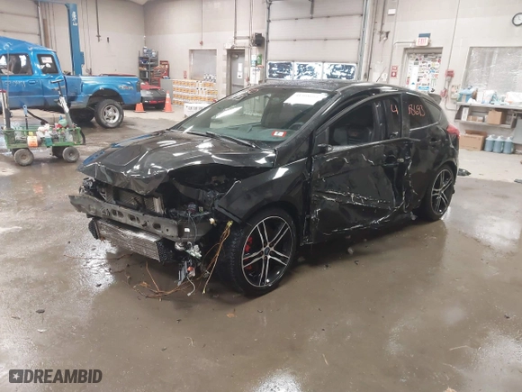 2015 Ford Focus ST with VIN 1FADP3L90FL305407, listed as a IAAI auction lot 41508693 with 172,191 mi miles. Bid and sale history available at carsss.com. Image 18.