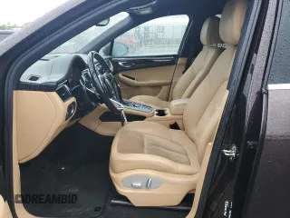 2017 Porsche Macan S z VIN WP1AB2A50HLB16148, wystawiony jako Copart lot #57942475 z przebiegiem 86 547 mil mil oraz Szkody całkowita. Historia ofert i sprzedaży dostępna na DreamBid. Obrazek 7.