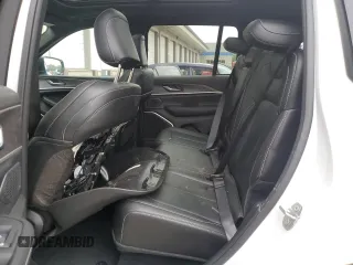 2024 Jeep Grand Cherokee with VIN 1C4RJYB60R8531766, listed as a Copart auction lot 63136725 with 32,173 mi miles and Clean title. Bid and sale history available at DreamBid. Image 11.