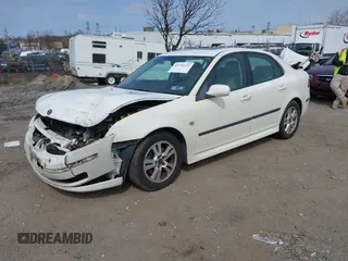 2006 Saab 9-3 z VIN YS3FD49Y661133792, wystawiony jako IAAI lot #41776125 z przebiegiem 122 093 mil mil oraz . Historia ofert i sprzedaży dostępna na DreamBid. Obrazek 16.