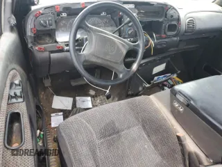 2001 Dodge 1500 z VIN 1B7HC13Z61J605436, wystawiony jako Copart lot #54539475 z przebiegiem 212 845 mil mil oraz Szkoda całkowita • Salvage title. Historia ofert i sprzedaży dostępna na DreamBid. Obrazek 8.