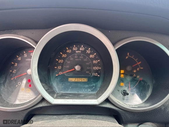 2006 Toyota 4Runner SR5 with VIN JTEBU14RX68062197, listed as a IAAI auction lot 41980931 with 232,547 mi miles. Bid and sale history available at carsss.com. Image 7.
