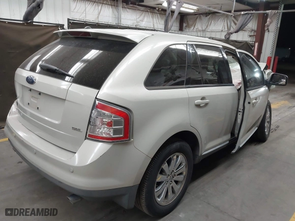 2007 Ford Edge SEL PLUS with VIN 2FMDK39C77BB61895, listed as a IAAI auction lot 42012718 with 240,085 mi miles. Bid and sale history available at carsss.com. Image 4.