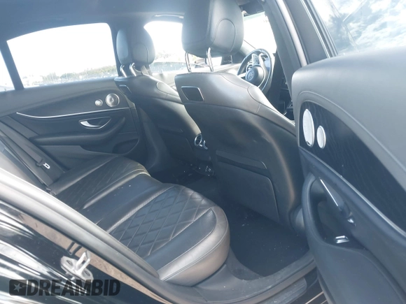 2019 Mercedes-Benz E-Class E 300 with VIN WDDZF4JB9KA586634, listed as a IAAI auction lot 41685266 with 97,296 mi miles. Bid and sale history available at carsss.com. Image 8.