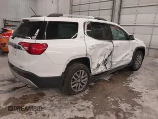 2017 GMC Acadia SLE with VIN 1GKKNSLS9HZ275154, listed as a IAAI auction lot 40992306 with 171,441 mi miles. Bid and sale history available at carsss.com. Image 4.