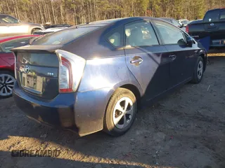 2015 Toyota Prius Four with VIN JTDKN3DU5F1916703, listed as a IAAI auction lot 41370082 with 73,407 mi miles. Bid and sale history available at carsss.com. Image 4.