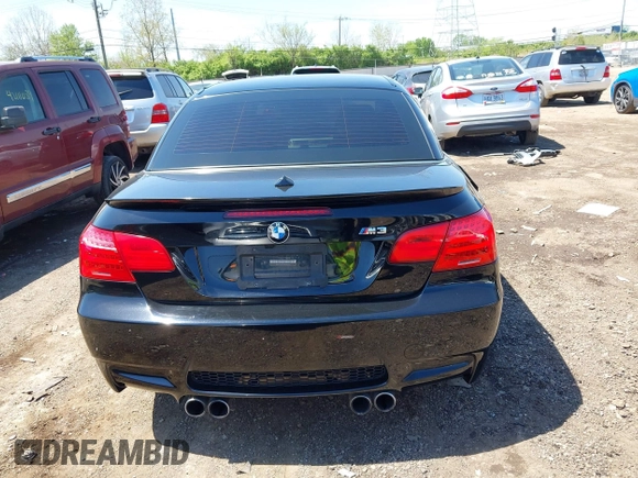 2011 BMW M3 z VIN WBSDX9C50BE585251, wystawiony jako IAAI lot #42097777 z przebiegiem 89 331 mil mil oraz . Historia ofert i sprzedaży dostępna na DreamBid. Obrazek 17.