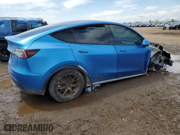 2021 Tesla Model Y Long Range z VIN 5YJYGDEE6MF239571, wystawiony jako Copart lot #56433595 z przebiegiem 58 471 mil mil oraz Szkoda całkowita • Salvage title. Historia ofert i sprzedaży dostępna na DreamBid. Obrazek 3.