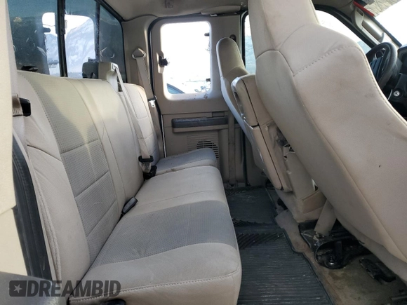 2008 Ford Super Duty F-250 SRW XL with VIN 1FTSX21R48EB80790, listed as a Copart auction lot 85696424 with 181,098 mi miles and Salvage Title. Bid and sale history available at carsss.com. Image 10.