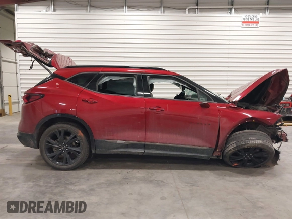 2019 Chevrolet Blazer RS with VIN 3GNKBJRS0KS585100, listed as a IAAI auction lot 41323943 with Not provided miles and . Bid and sale history available at DreamBid. Image 14.