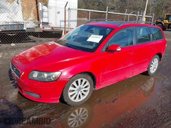 2005 Volvo V50 with VIN YV1MW390652058916, listed as a IAAI auction lot 41444072 with 154,576 mi miles. Bid and sale history available at carsss.com. Image 17.
