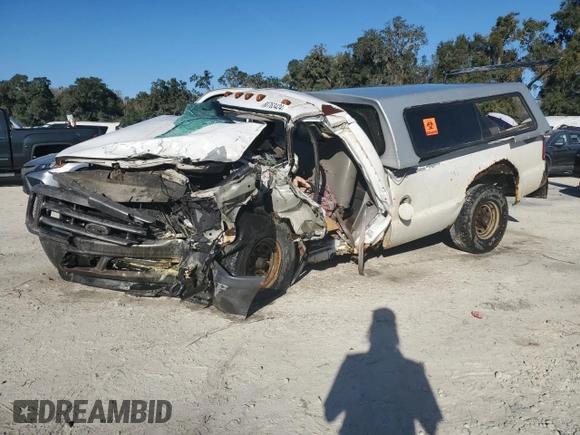 2001 Ford F-350 with VIN 1FTSF30S61EB66117, listed as a Copart auction lot 80763424 with 254,489 mi miles and Non repairable. Bid and sale history available at DreamBid. Image 1.