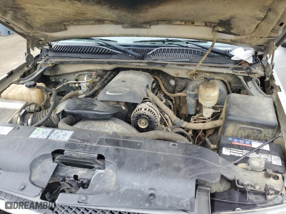 2004 Chevrolet Silverado 1500 LS with VIN 2GCEK19T341217619, listed as a Copart auction lot 88540575 with 255,782 mi miles and Salvage Title. Bid and sale history available at carsss.com. Image 12.