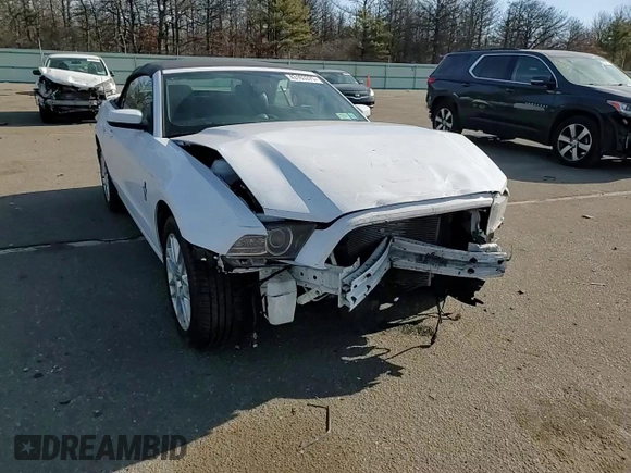 2014 Ford Mustang V6 z VIN 1ZVBP8EMXE5218467, wystawiony jako Copart lot #43163375 z przebiegiem 47 820 mil mil oraz Nie do naprawy • Non repairable. Historia ofert i sprzedaży dostępna na DreamBid. Obrazek 10.