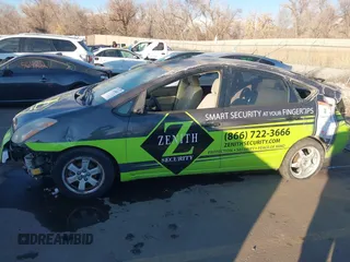 2006 Toyota Prius z VIN JTDKB22U763141508, wystawiony jako IAAI lot #41449413 z przebiegiem 243 914 mil mil oraz . Historia ofert i sprzedaży dostępna na DreamBid. Obrazek 13.