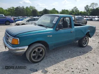 1996 Ford Ranger XL z VIN 1FTCR10A0TPB44564, wystawiony jako Copart lot #55061685 z przebiegiem 97 853 mil mil oraz Szkoda całkowita • Salvage title. Historia ofert i sprzedaży dostępna na DreamBid. Obrazek 1.