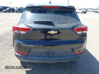 2021 Chevrolet TrailBlazer LS with VIN KL79MMS25MB171335, listed as a IAAI auction lot 42160839 with 5,033 mi miles. Bid and sale history available at carsss.com. Image 16.