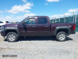 2008 Chevrolet Silverado 1500 LT w/1LT with VIN 2GCEK13M781169033, listed as a IAAI auction lot 42046307 with 153,468 mi miles. Bid and sale history available at carsss.com. Image 14.