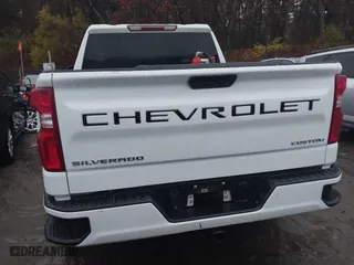 2021 Chevrolet Silverado 1500 Custom with VIN 1GCPYBEK2MZ273391, listed as a IAAI auction lot 40927027 with 94,153 mi miles. Bid and sale history available at carsss.com. Image 13.