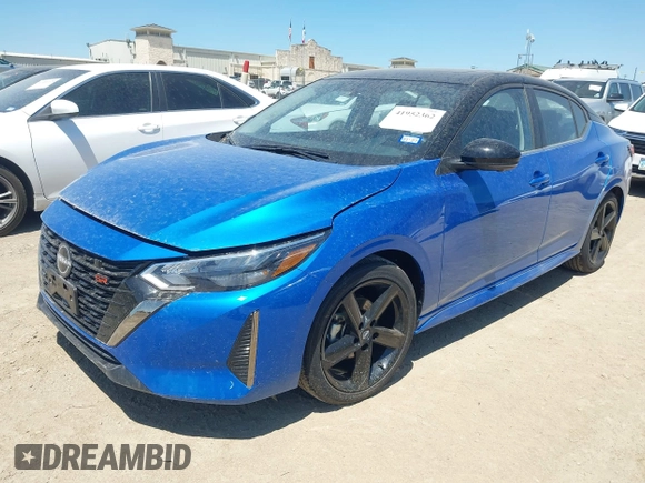 2025 Nissan Sentra SR with VIN 3N1AB8DVXSY291251, listed as a IAAI auction lot 41952362 with 2,802 mi miles and . Bid and sale history available at DreamBid. Image 2.